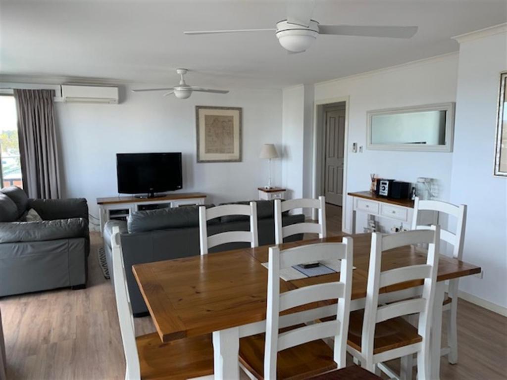 Sails Apartments Forster Exterior photo
